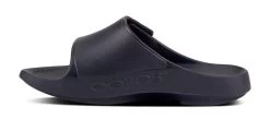 Oofos Unisex OOahh Sport Flex Sandal -Chic Sportswear Store 1550BLKMATTE shot4 932x680 c98ead65 4843 4aa2 bc15 3ae0971dd992