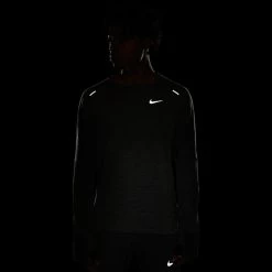 Nike Men's Sphere Long Sleeve (CU6083) -Chic Sportswear Store CU6083 068 PHSFM200 JPG HEI 875 WID 875