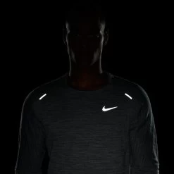 Nike Men's Sphere Long Sleeve (CU6083) -Chic Sportswear Store CU6083 068 PHSYM200 JPG HEI 875 WID 875