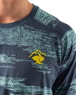 Rabbit Men's EZ Tee Perf LS | Trail -Chic Sportswear Store rabbit mens ez tee perf ls 2